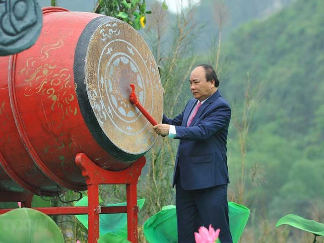 Thủ tướng đánh trống khai mạc Lễ hội Tràng An năm 2018