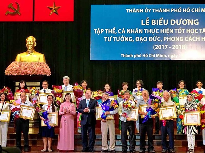 TP.HCM vinh danh 244 cá nhân học và làm theo gương Bác