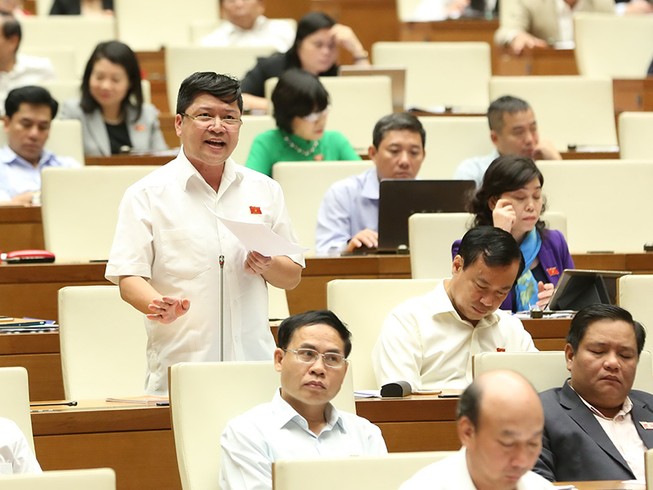 Đạo đức xã hội có những chuyện ‘động trời’ khó tin