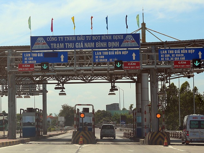 Các bộ trưởng đối mặt nhiều vấn đề ‘nóng’