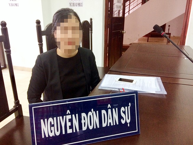 Sa thải nữ giám đốc mang thai, công ty bị kiện