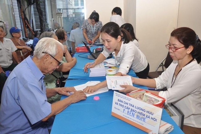 Có được ủy quyền nhận lương hưu?