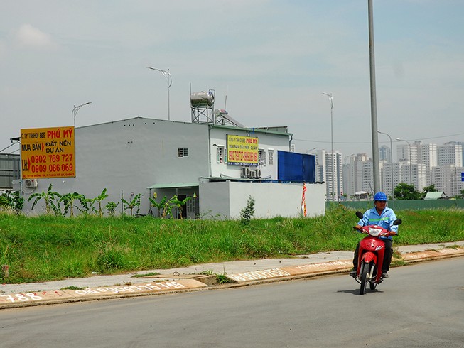 Lo nổ ‘bong bóng’ thị trường bất động sản