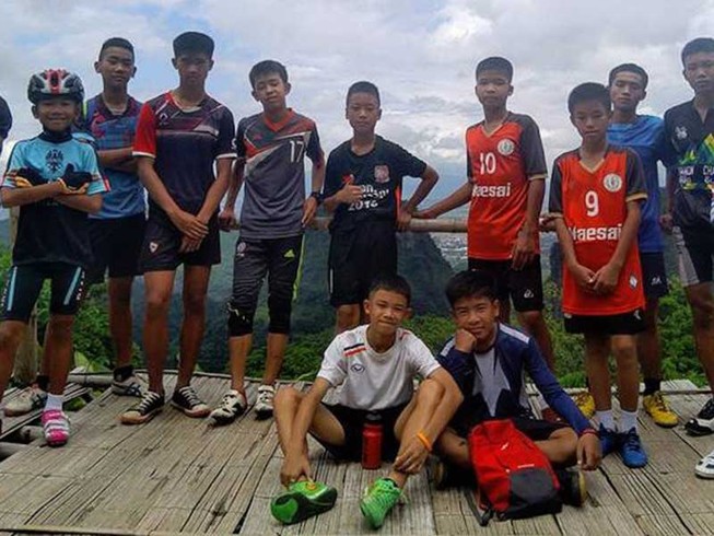 Giải cứu đội bóng nhí Thái Lan