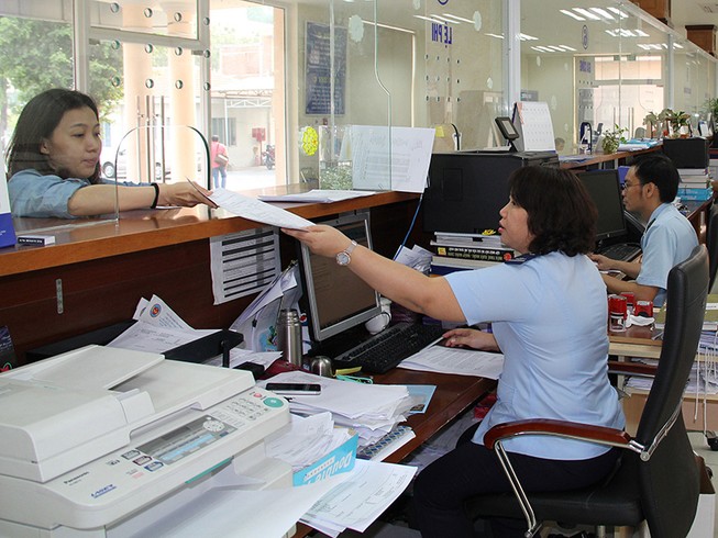 Gánh nặng thuế, hải quan đè người kinh doanh