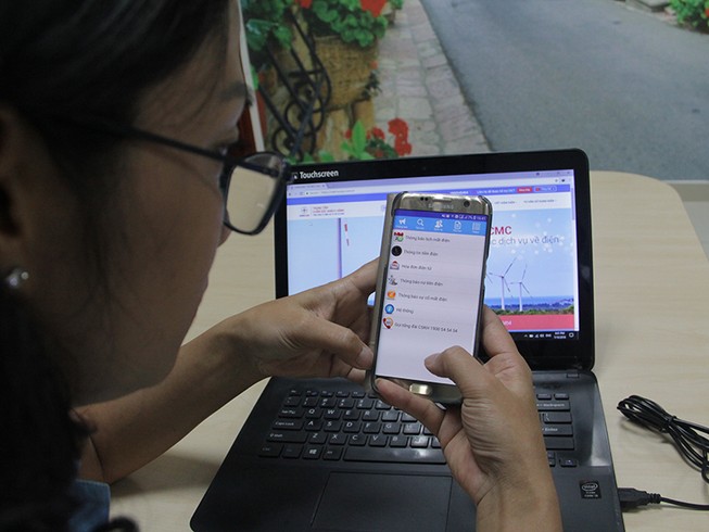 Thắc mắc về điện, cứ tải app EVNHCMC CSKH