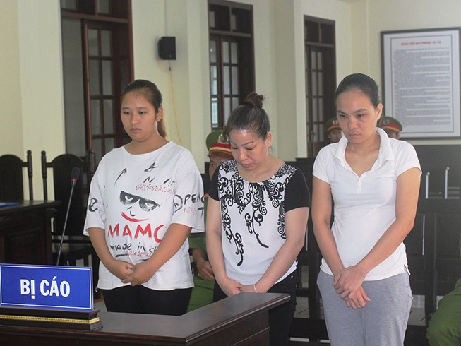 Chồng nợ 1,3 tỉ, vợ con bị bắt cóc