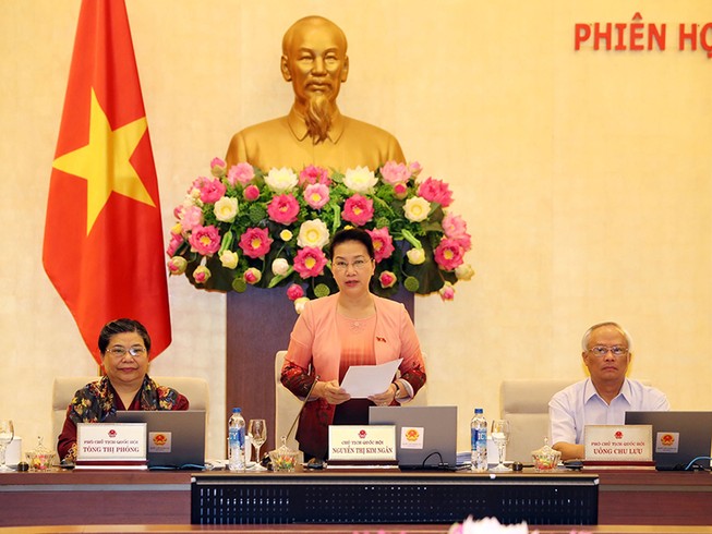 Nên thi tốt nghiệp THPT hay xét cấp bằng?