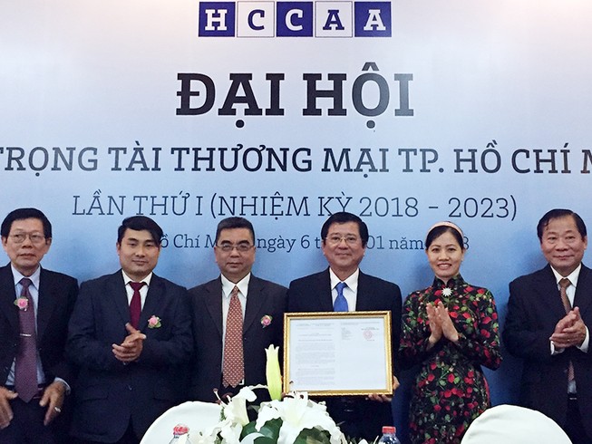 Chọn trọng tài trước hay sau tranh chấp thương mại?