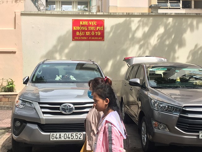 Đề xuất cách phạt đỗ xe không trả tiền