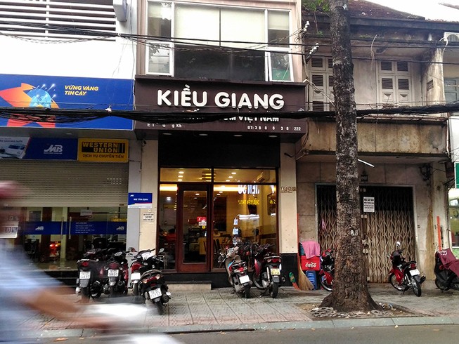 Vụ cơm tấm Kiều Giang: Chưa lấy mẫu kiểm nghiệm