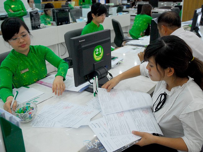 Khách hàng khóc ròng vì chuyển SIM về 10 số