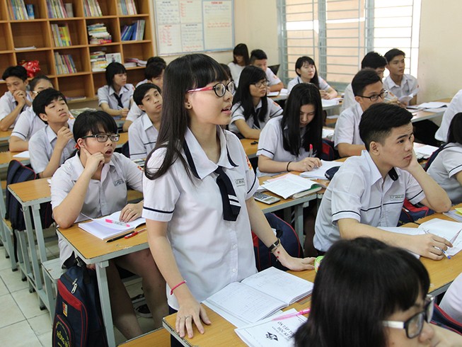 ‘Thực nghiệm giáo dục gì đến mấy chục năm!’