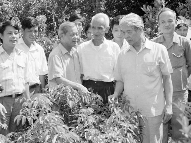 ‘Ông Đỗ Mười rất biết lắng nghe nhân sĩ, trí thức!’