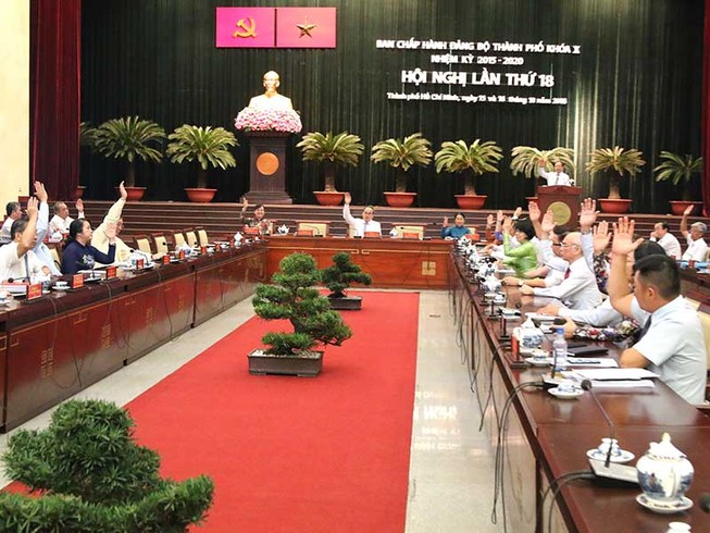 TP.HCM sẽ sắp xếp lại cán bộ chủ chốt