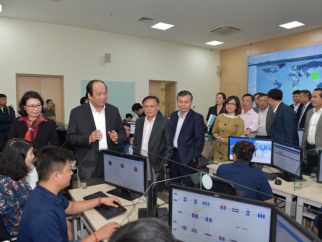 “Mỗi lần bảo hiểm xã hội được khen là rất áp lực”