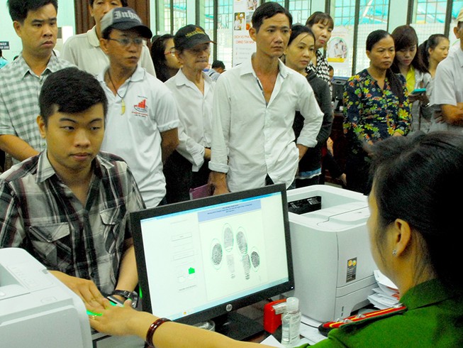 Bỏ sổ hộ khẩu: Bớt tốn kém, giảm phiền hà