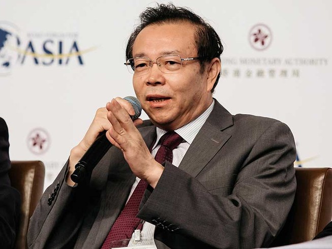 ‘Hòa Thân’ gãy cánh, lòi đống tiền như núi