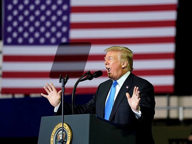Ông Trump: Nga muốn Mỹ hỗ trợ kinh tế