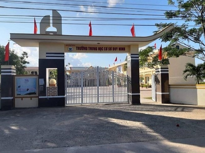 Vụ 231 cái tát: Nhà trường điều tra học sinh