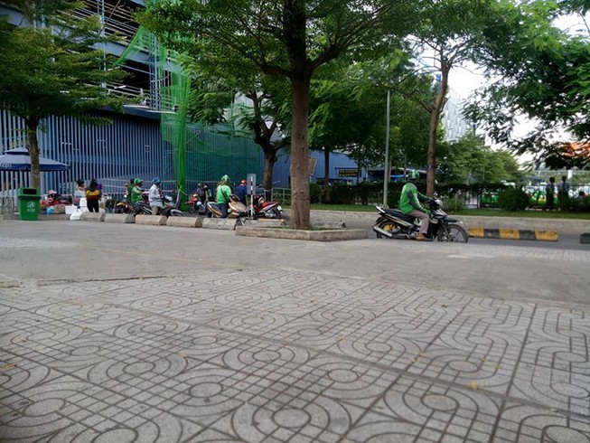 Công an sẽ vào cuộc vụ ‘GrabBike chặt chém ở Tân Sơn Nhất’