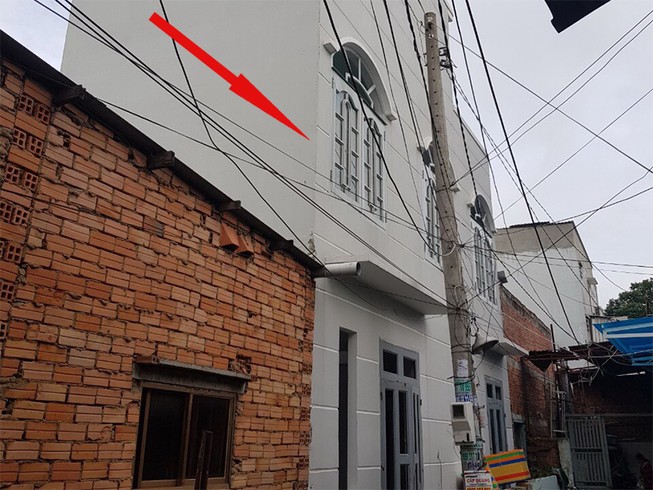Bất ngờ khi người khác xây nhà trên đất mình