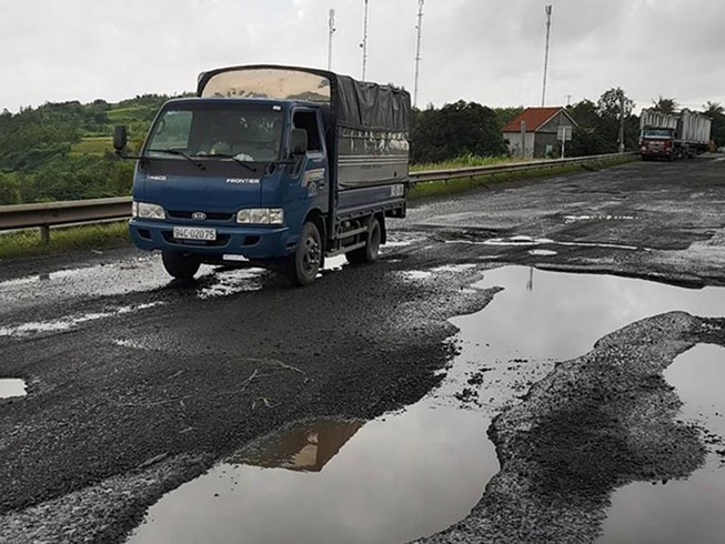 ‘Quốc lộ 1 mất an toàn do thiếu trách nhiệm’