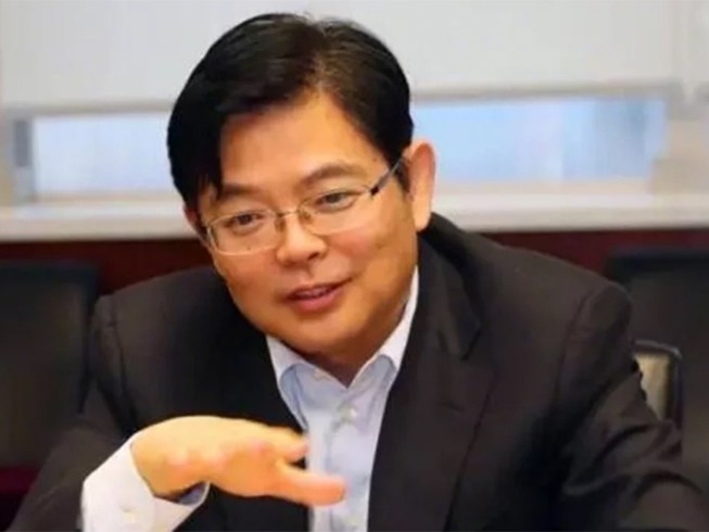 Quan chức Trung Quốc tuồn bí mật tàu sân bay đối mặt án tử