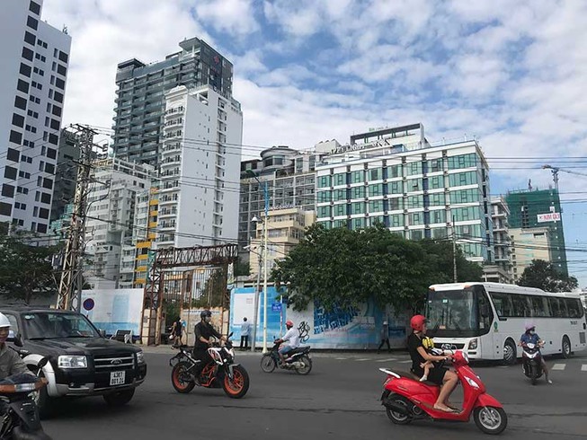 Nhiều khách sạn ở Nha Trang hạ giá phòng bất thường