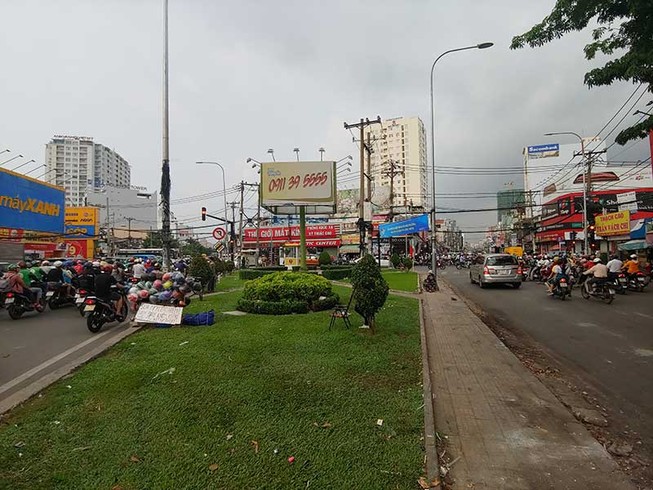 TP.HCM: Mở rộng nhiều cửa ngõ giải cứu tắc đường