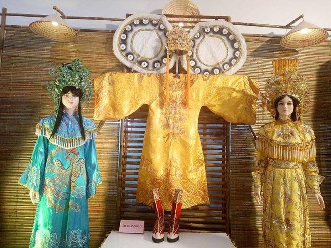 Những người may áo ‘giữ hồn’ cải lương