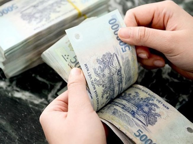 Thưởng Tết: Xoá mặc cảm "người ăn không hết kẻ lần không ra"