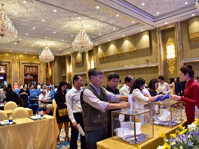 Đại gia ém thông tin xấu, nhà đầu tư lãnh đủ