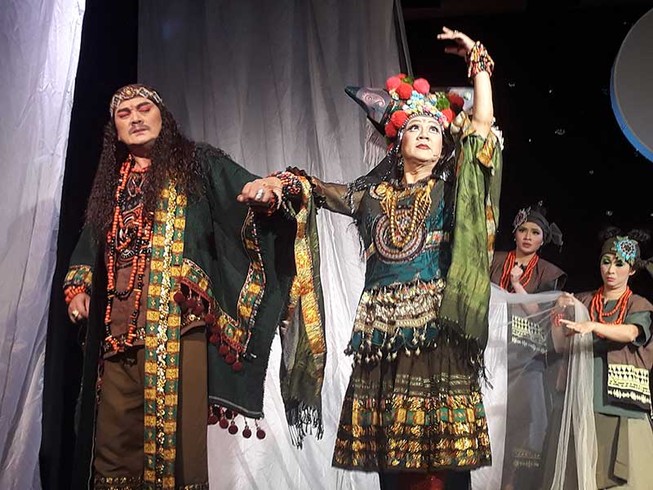 Kịch Tết 2019: Đa sắc, giàu tiếng cười