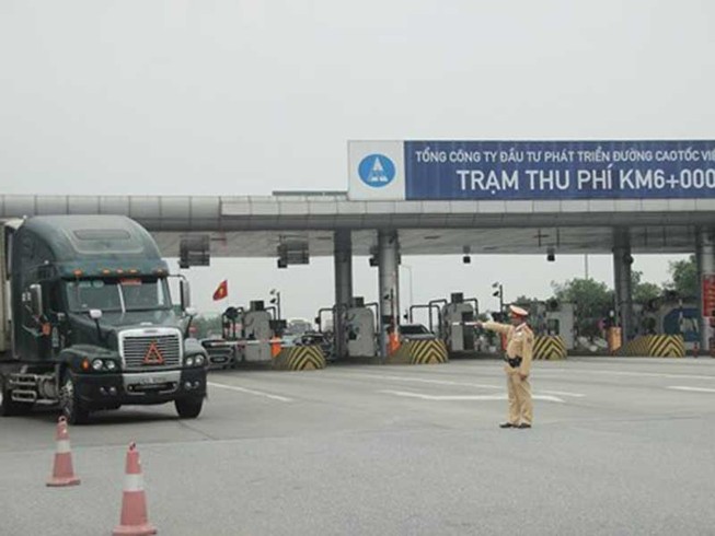 CSGT tiếp tục cao điểm kiểm tra ma túy với tài xế