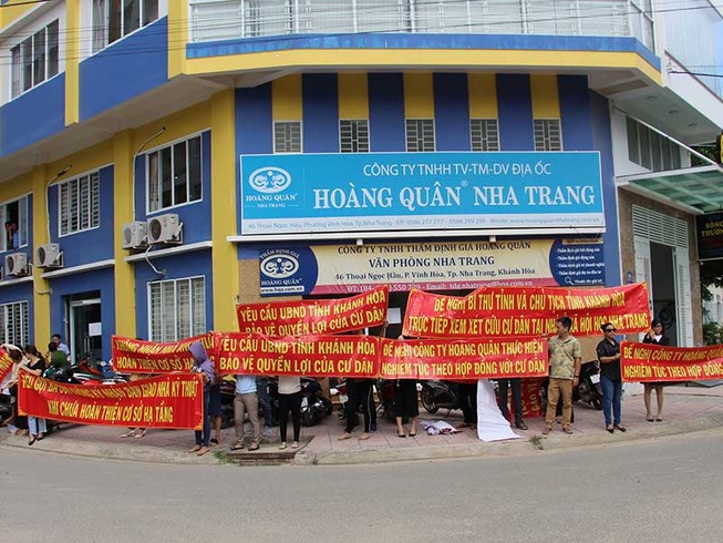 Bán nhà ở xã hội cho… người nước ngoài