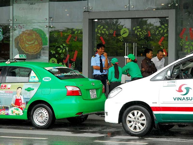 Đề xuất quản xe công nghệ như taxi truyền thống