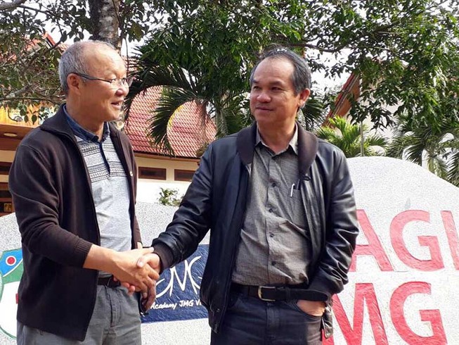 Thầy Park và bầu Đức chơi lớn World Cup!