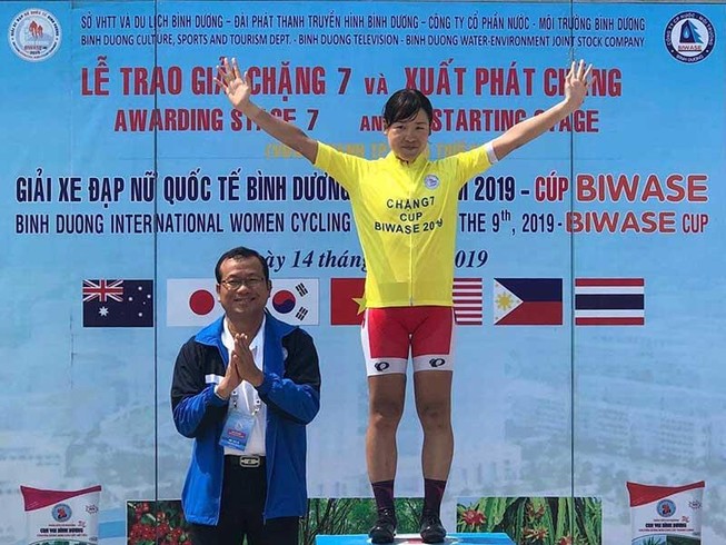 Không thể lật ngôi áo vàng Kashiki Shoko