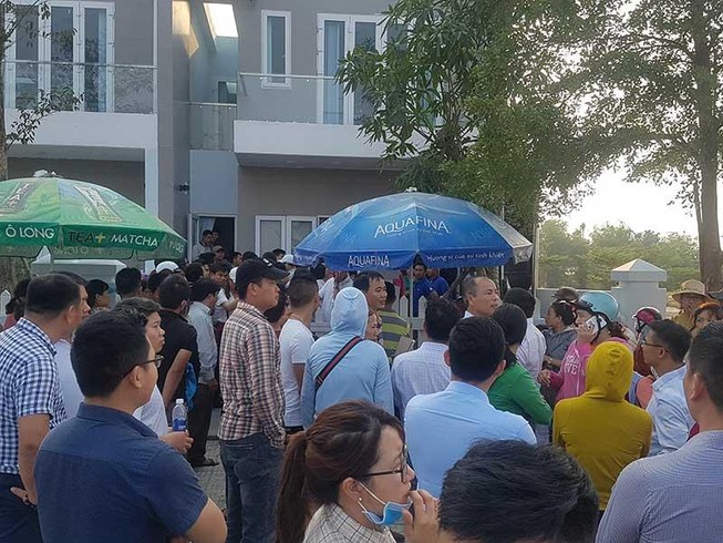 Ngàn người mua đất không giấy đỏ, chính quyền ở đâu?