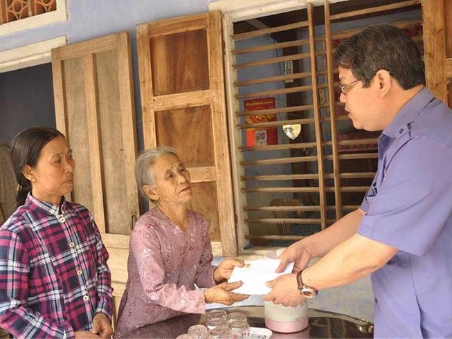 Thủ tướng biểu dương tấm gương xả thân cứu người trong lũ