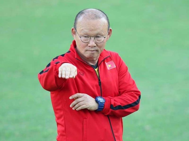 Hãy cho thầy Park nhiều cơ hội hơn!