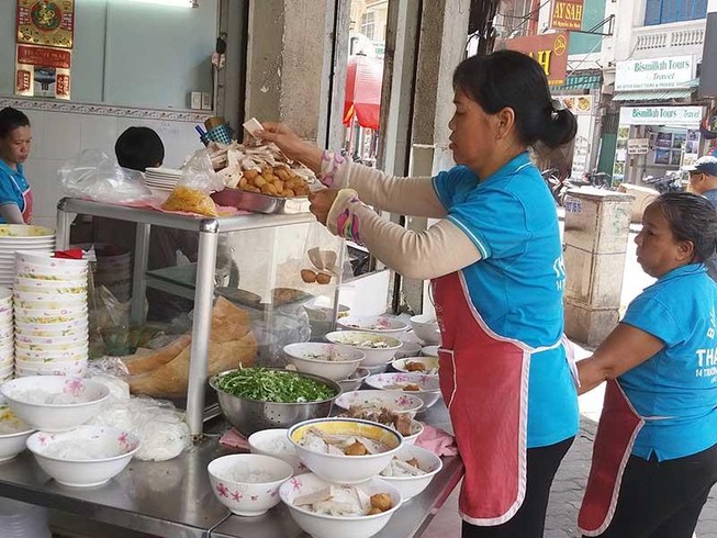 Đừng ép chị bán bún bò ‘lên’ giám đốc công ty