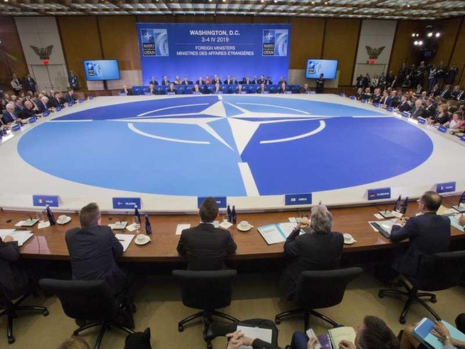Tam giác Nga, Iran, Trung Quốc thách thức NATO
