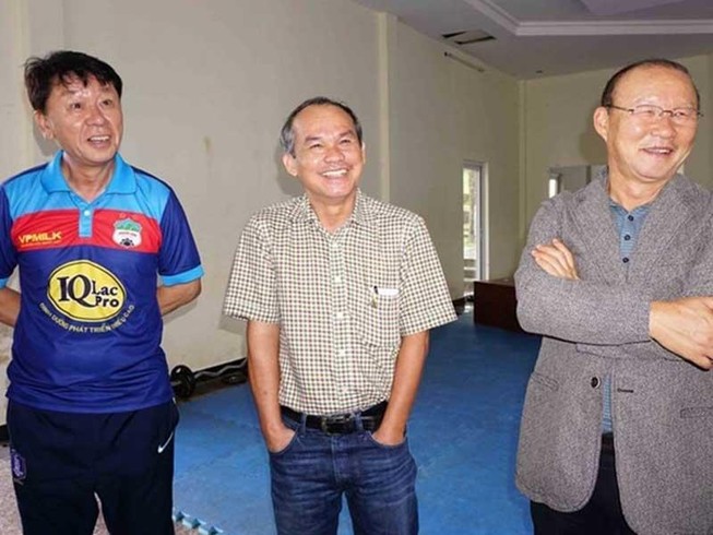 Khi ông Chung cám ơn bầu Đức…