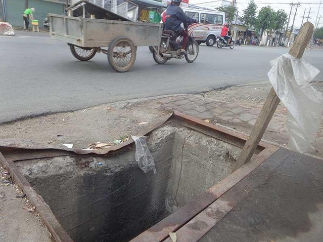 Hố khủng nguy hiểm