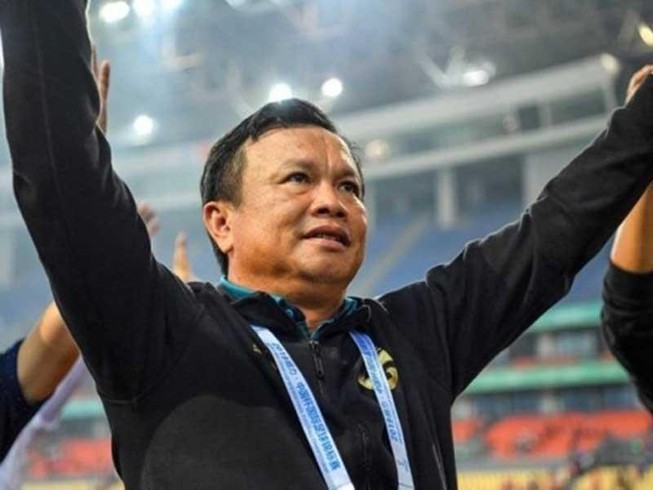 Thái Lan xin ‘nợ’ AFC vì dùng HLV không bằng cấp
