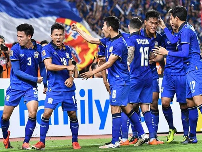 Thái Lan gồng mình tiếp khách tại King’s Cup