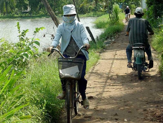 Chủ tịch TP.HCM lo các dự án đang chững lại