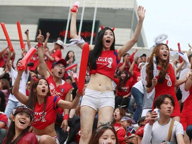 Người Hàn, ‘The Reds’ và ngôi sao Son Heung-min